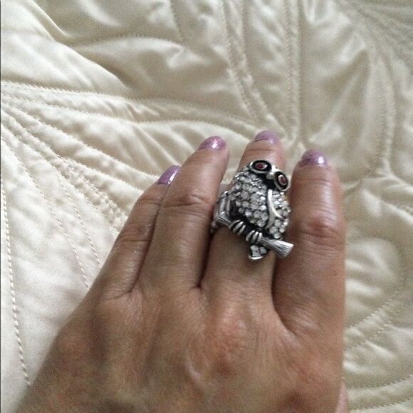NWT Silver Plated owl ring Austrian Crystals - Picture 6 of 9